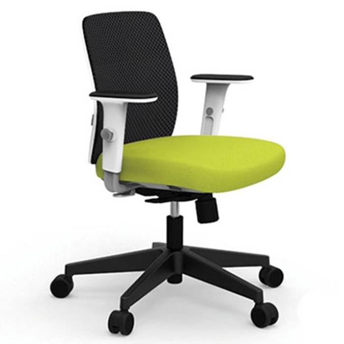 Cadeira para escritório giratória média 40202 - Linha Idea - Syncron - Braço 2D - Cavaletti - Base Nylon